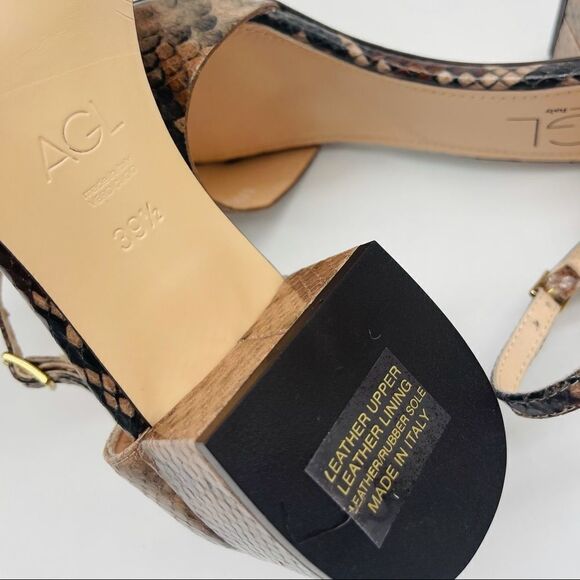 Snake Embossed Block Heel Sandal
AGL - Picture 10 of 10
